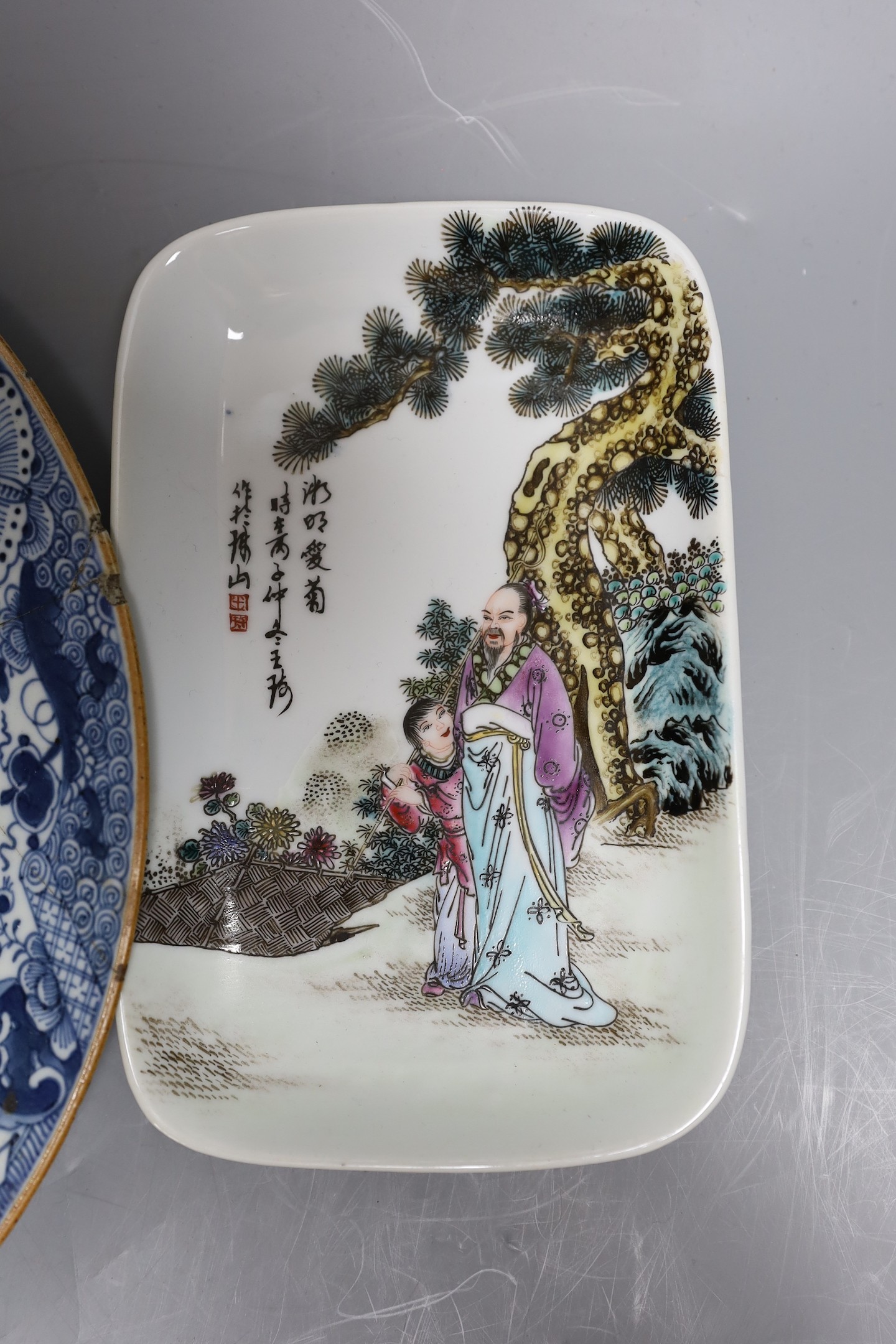 Four 18th / 19th century Chinese plates, and a later dish, largest plate 29cms diameter